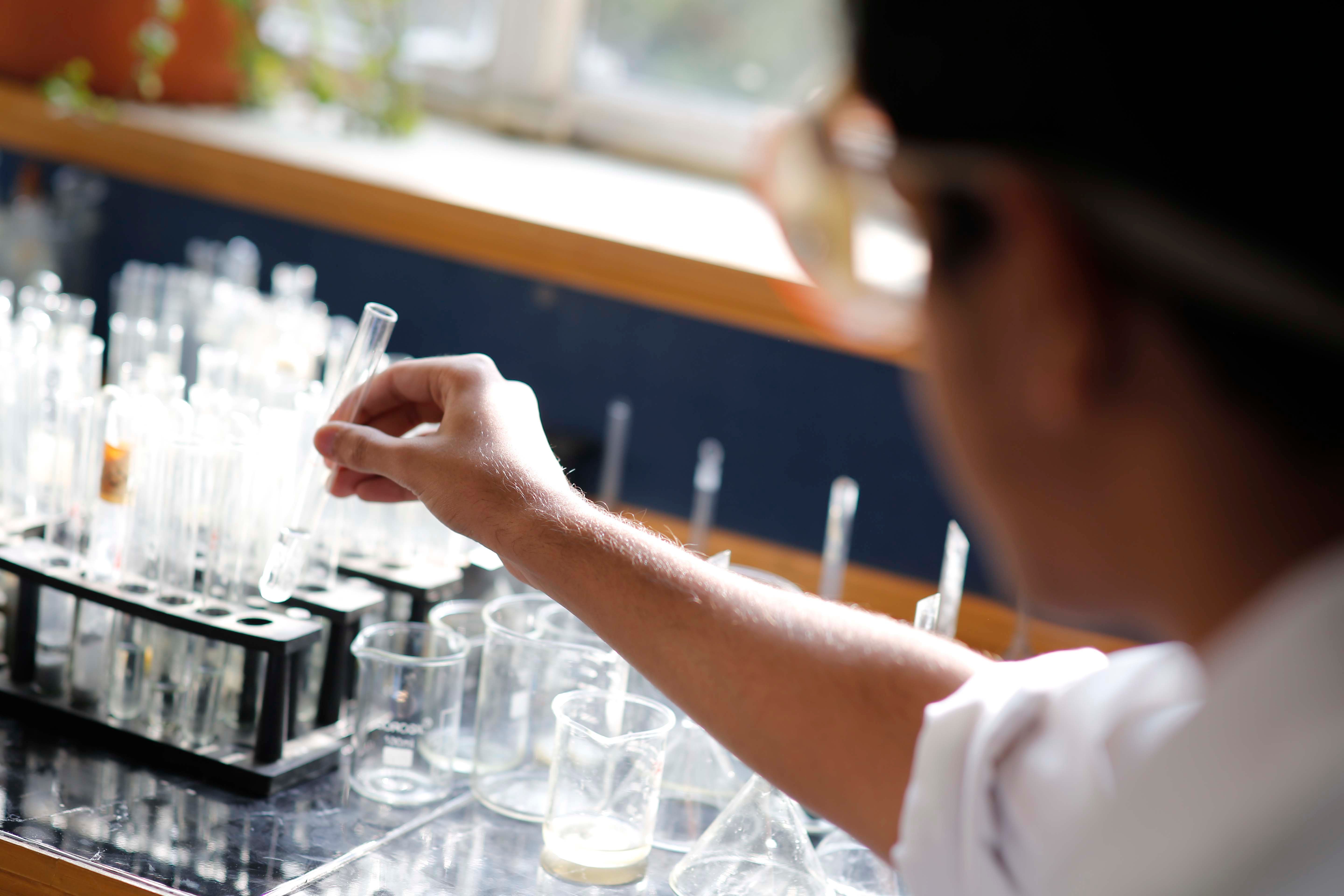 A Level Chemistry Tuition: Collectively Strengthen Skills with Individual Academic Support